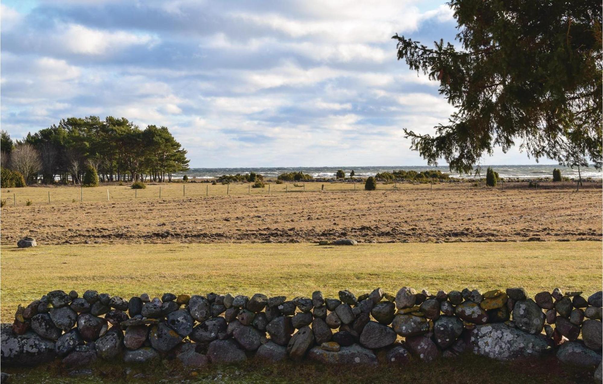 Amazing Home In Loettorp With House Sea View Eksteriør bilde